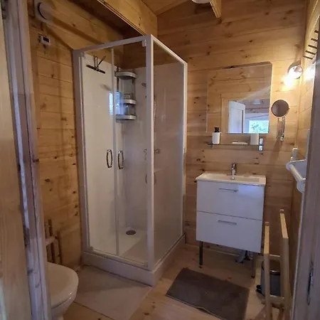 Appartement Cozy Wooden 20 Minutes From Bordeaux